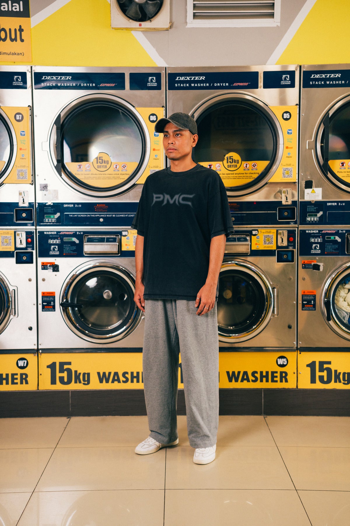 Blurred Liquify Logo Reverse Dyed Tee Black